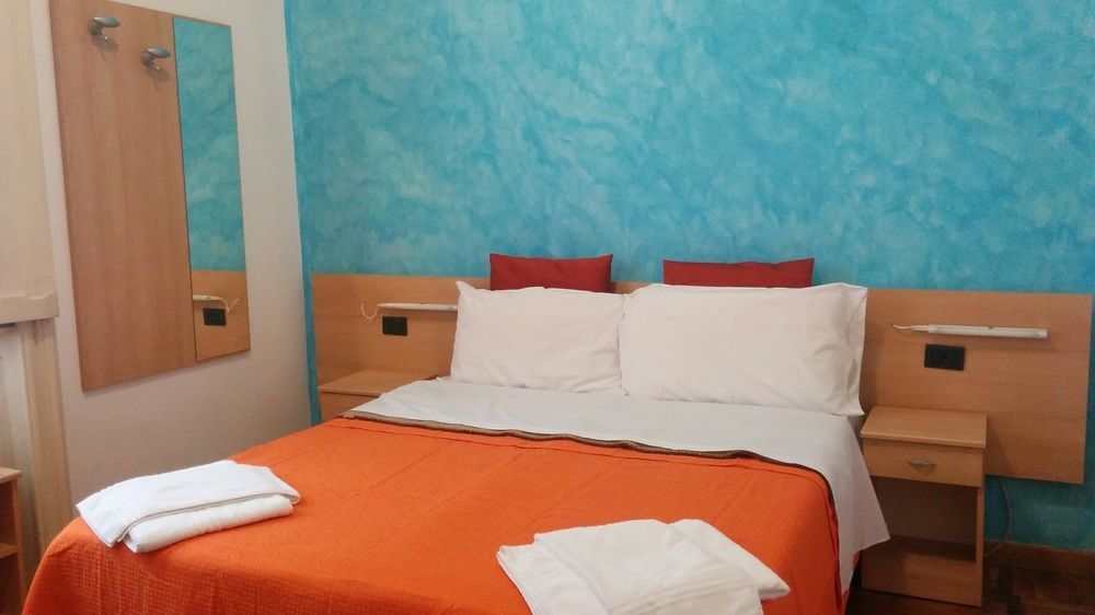 Adam'S House Hostel Μιλάνο Εξωτερικό φωτογραφία